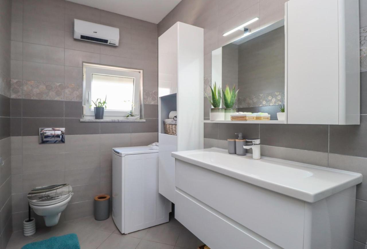 Family Apartment Crikvenica Luaran gambar
